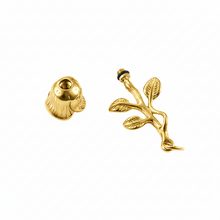 Rose Urn Necklace